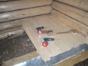 Утеплить пол в бане