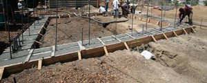 Описание преимуществ ленточного мелкозаглубленного фундамента