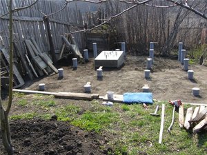 Монтаж столбчатого фундамента для банных печей из железа